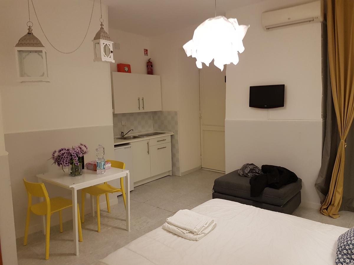 Le Zite Suite Наполи Екстериор снимка